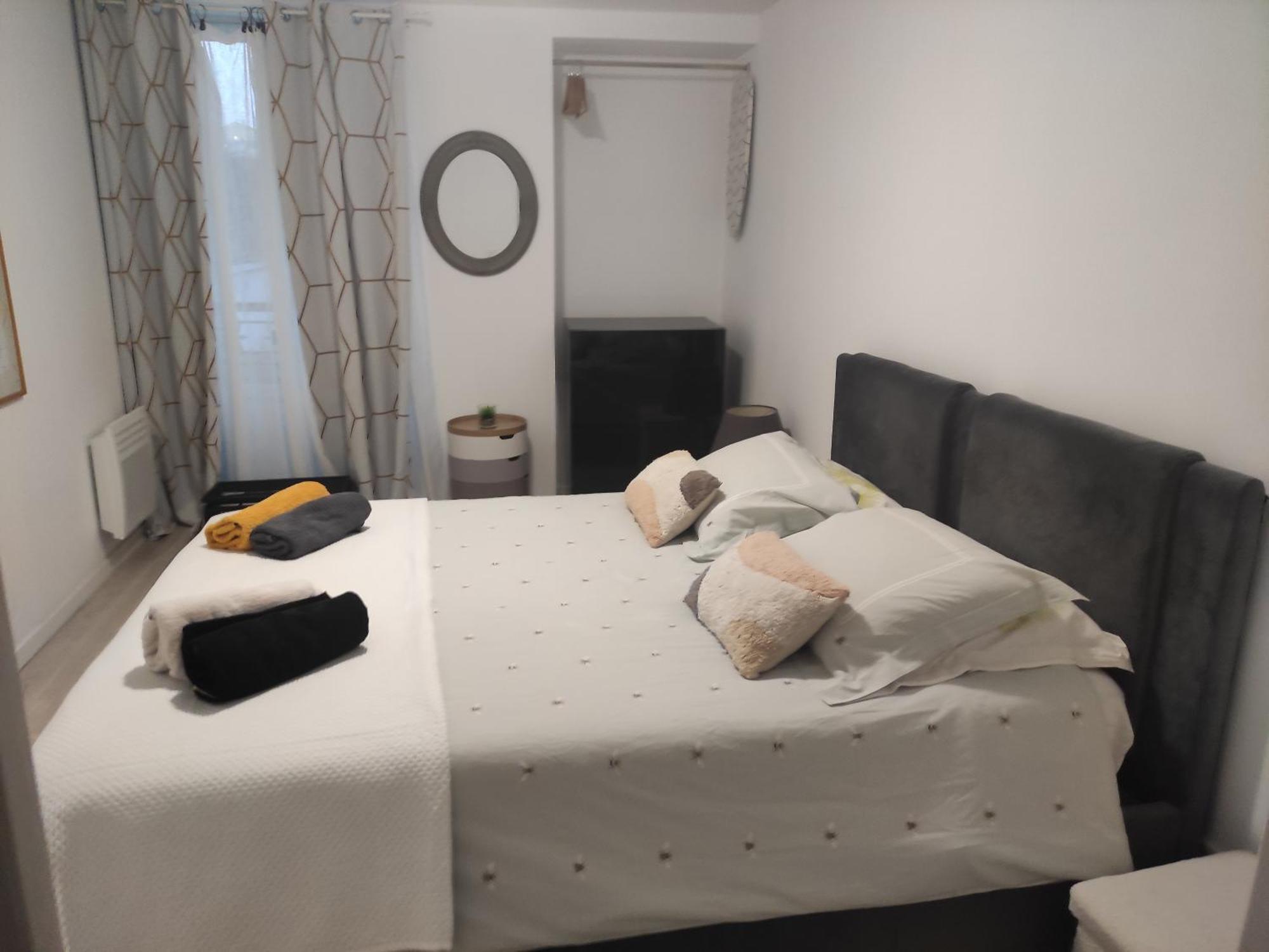 Appartement Paisible Clichy Exterior photo